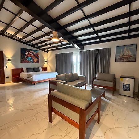 Hotel Tesoro Beach San Luis La Herradura 외부 사진