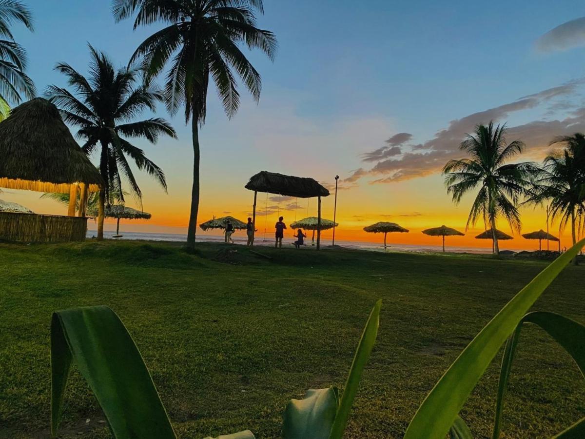 Hotel Tesoro Beach San Luis La Herradura 외부 사진