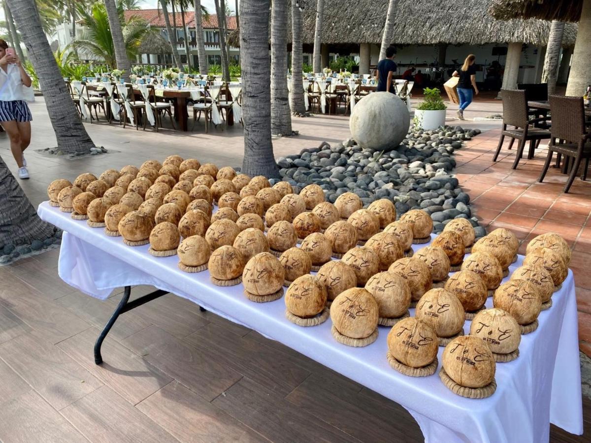 Hotel Tesoro Beach San Luis La Herradura 외부 사진