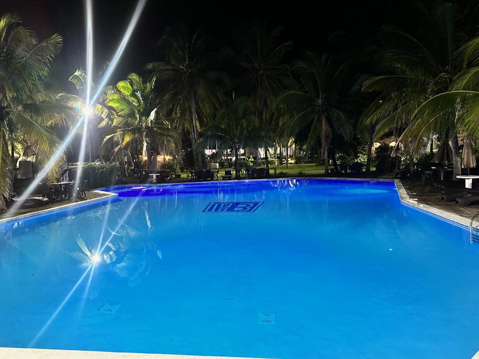 Hotel Tesoro Beach San Luis La Herradura 외부 사진