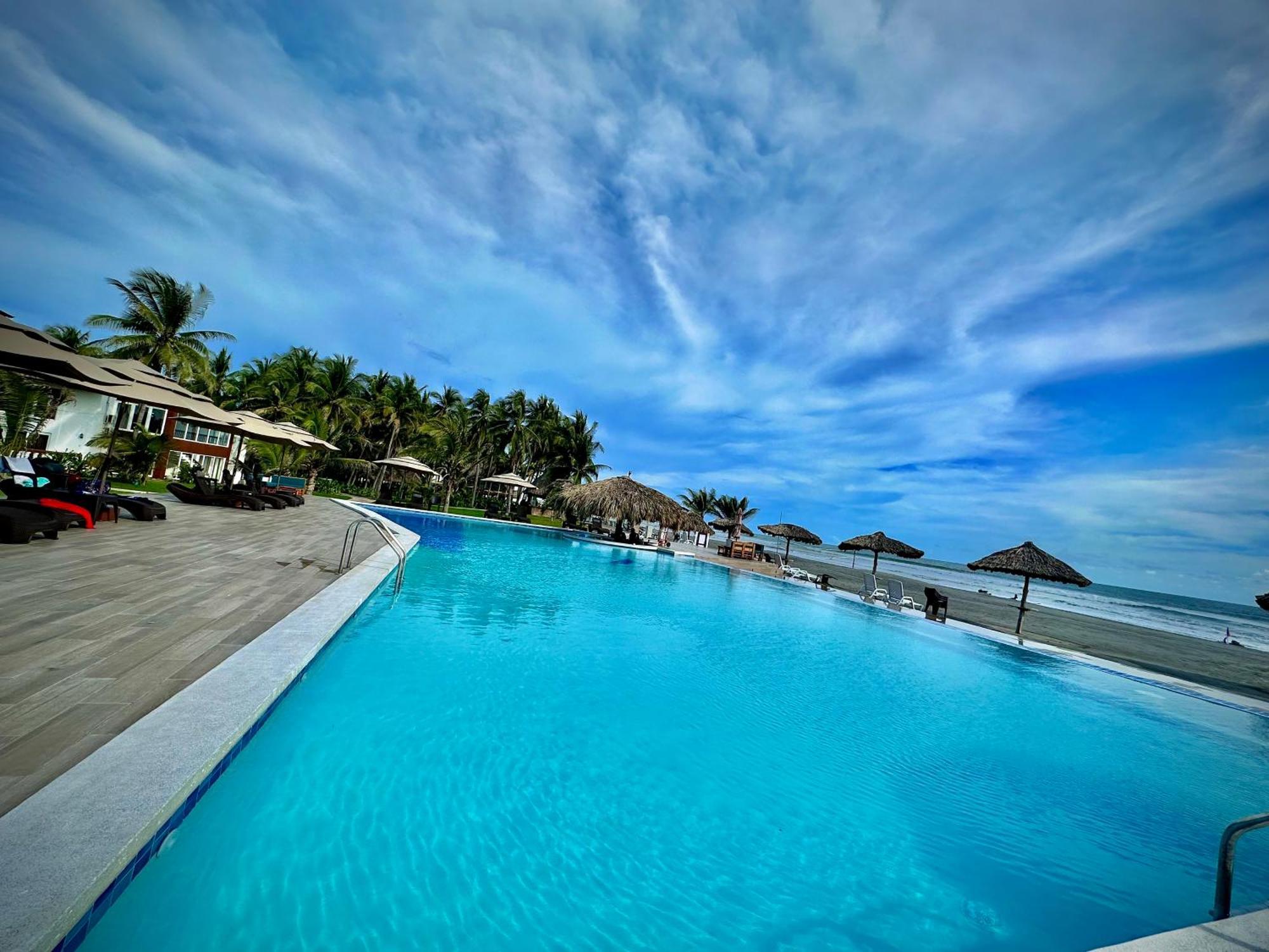 Hotel Tesoro Beach San Luis La Herradura 외부 사진
