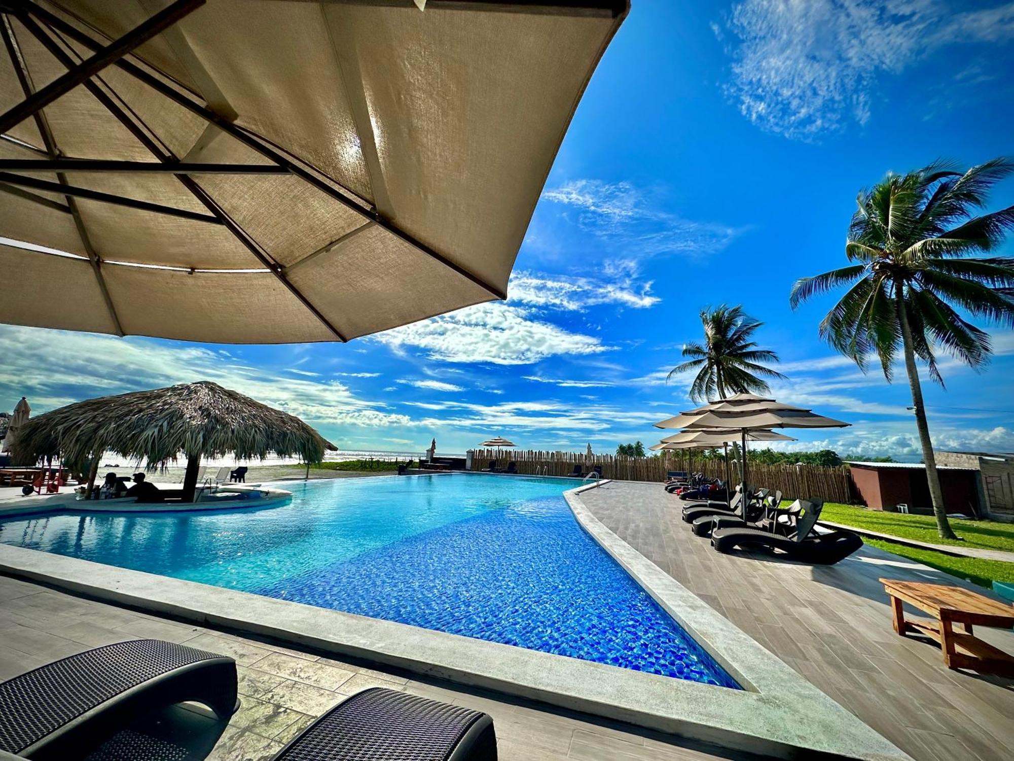 Hotel Tesoro Beach San Luis La Herradura 외부 사진