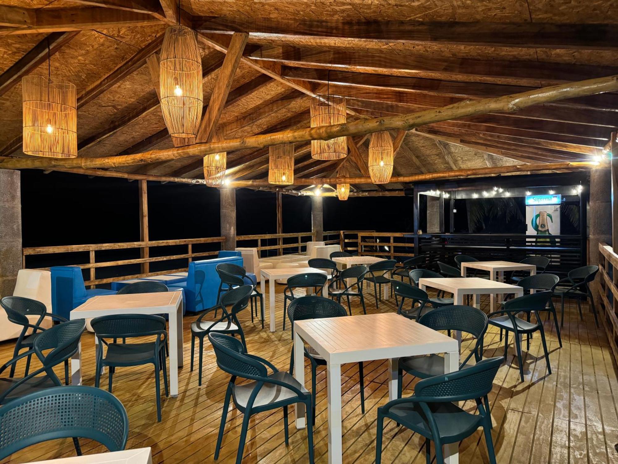 Hotel Tesoro Beach San Luis La Herradura 외부 사진